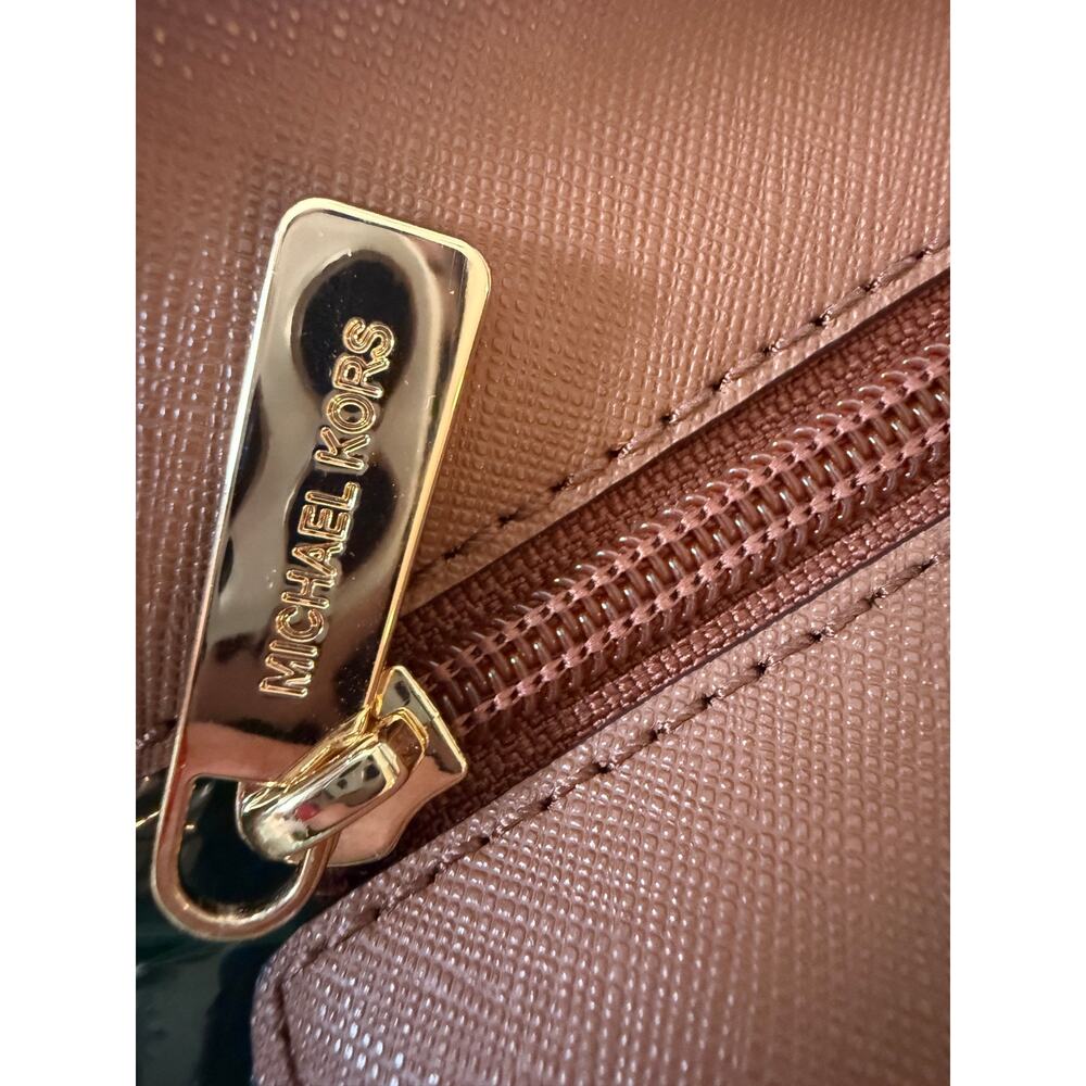 Michael Kors Voyager Large Saffiano Leather Tote Bag - NEW - Picture 6 of 12